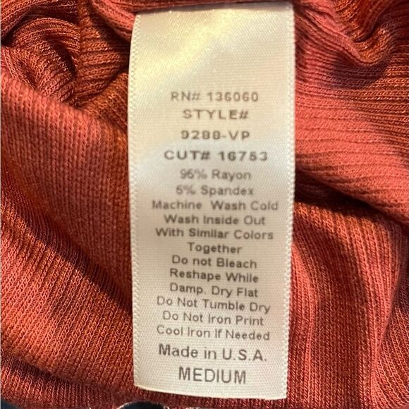 NWT Project Social T Ribbed Red Long Sleeve Top Ruffled Hem Slim Fit Y2K Size M - Picture 7 of 14